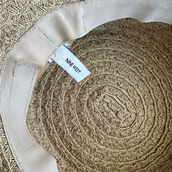 NINE WEST STRAW HAT - Picture 4 of 5